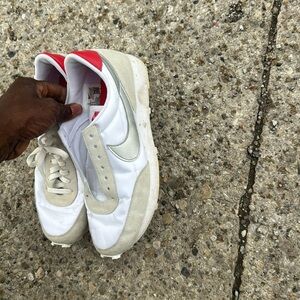 Nike sneakers size 10